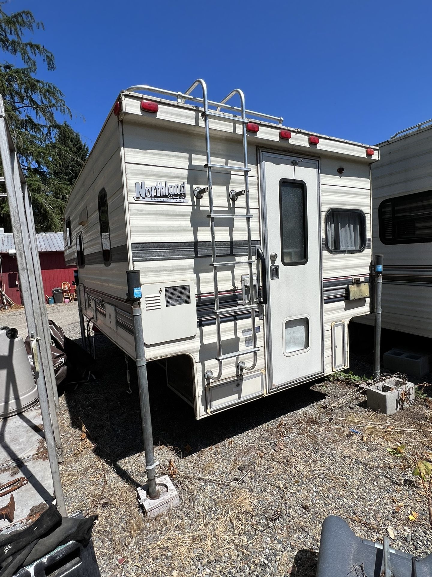 93 Northland Truck Camper