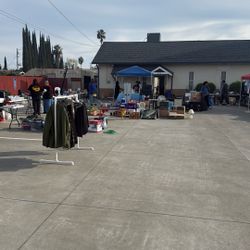 Parking Lot Sale 524 South Golden Gate Ave