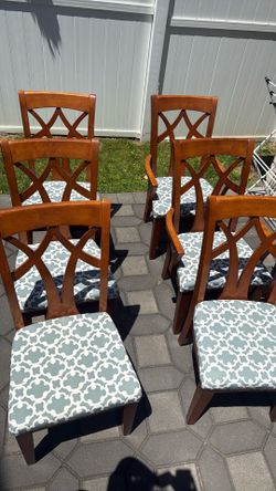 Wodden chair