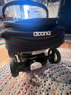 Donna stroller & base