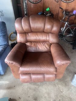 Free Chairs