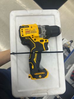 Dewalt Drill DCD701