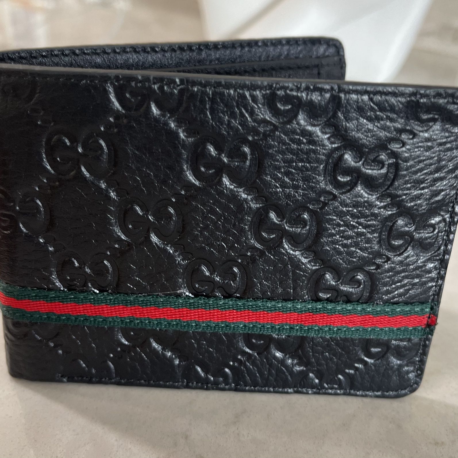 Gucci Men Wallet for Sale in Phoenix, AZ - OfferUp