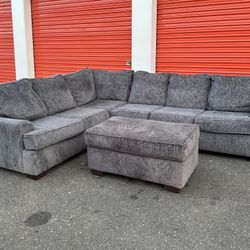 Gray Sectional with Ottoman - Free Local Delivery 🚚