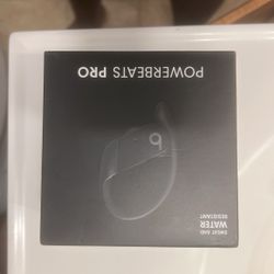 Powerbeats Pro