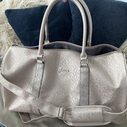 Guess Duffle Bag Rose Gold