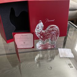 Very Rare Mint Condition Stunningly Beautiful Signed Limited Edition Numbered 61 of 700 Baccarat France Clear Crystal Rooster in original black foam r