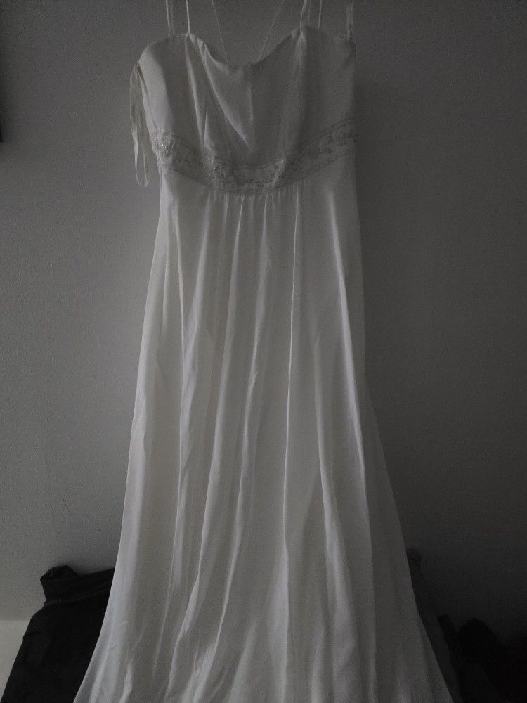 Davids Bridal Spaghetti Strap Chilfon A-Line with Front Draping Ivory