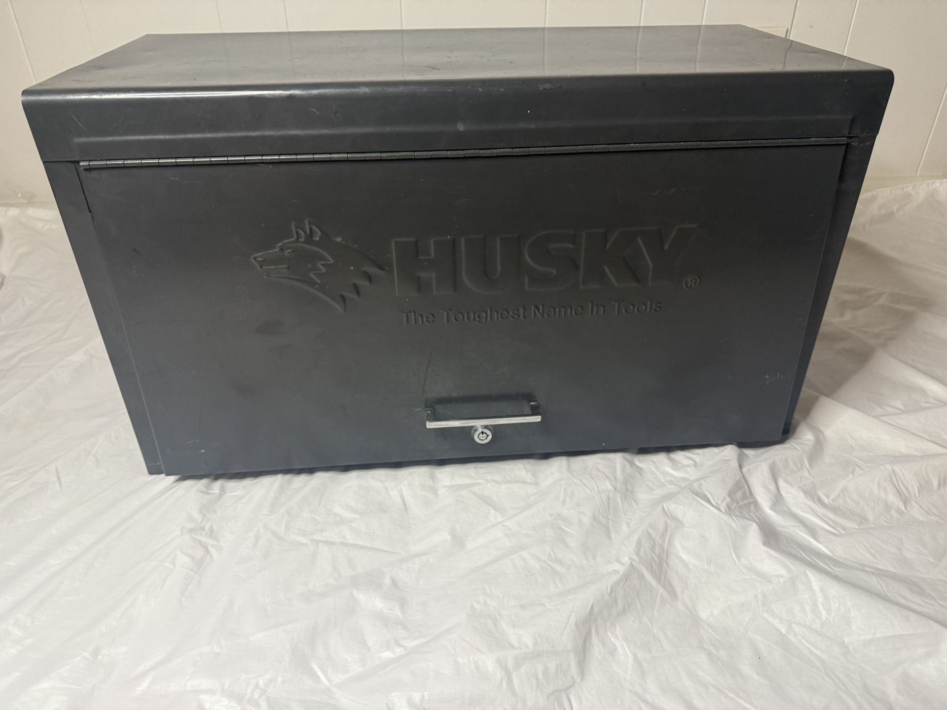 Husky 3-Drawer Steel Tool Chest – Excellent Condition