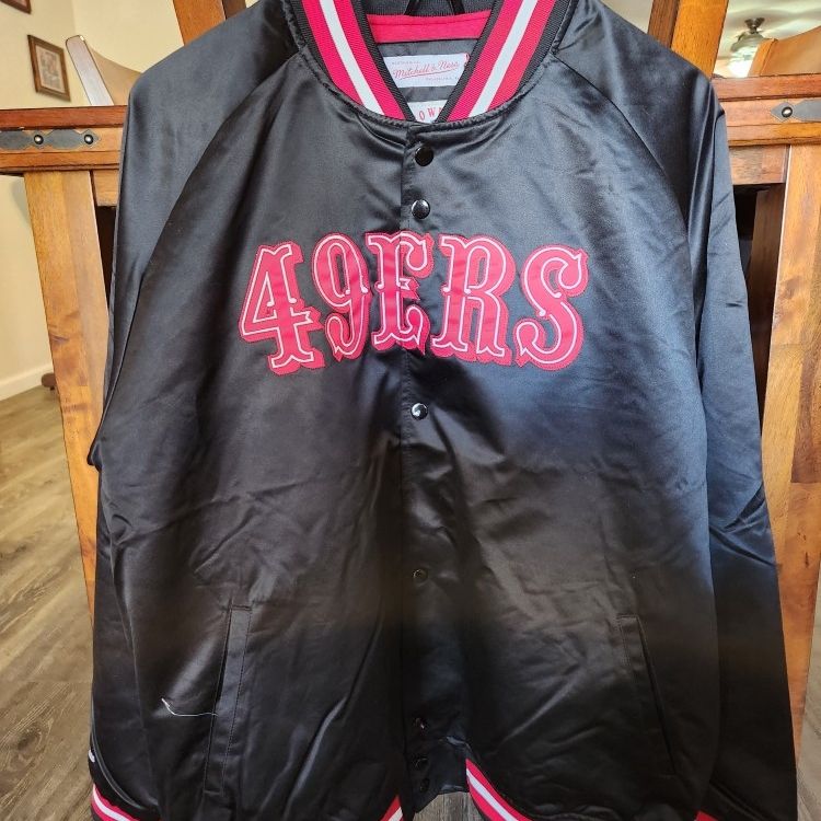 Mitchell&ness 1999 New York Yankees Satin Jacket Size Medium for Sale in  Yonkers, NY - OfferUp