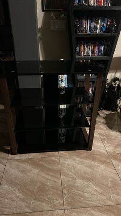 Tv stand 36 in