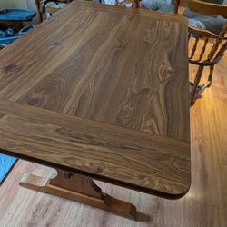 Dining Room Table 