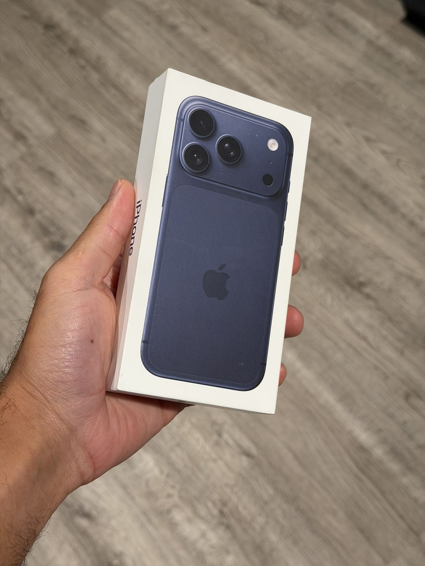 iPhone 17 pro 256GB Verizon