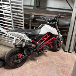 2019 Benelli TNT 135