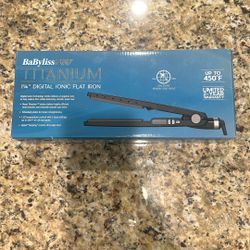 BaByliss Pro 1 1/4 Digital Flat iron