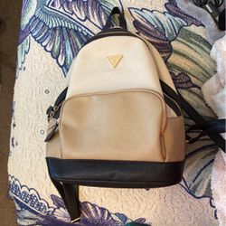 guess backpack 