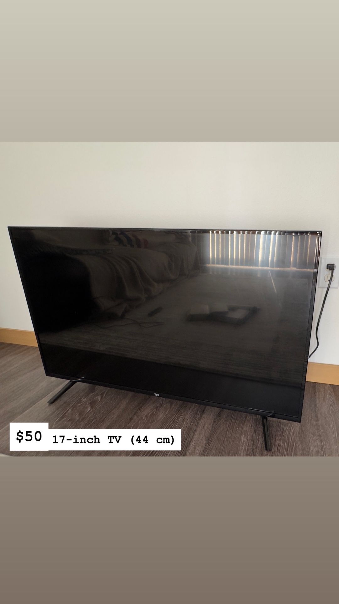 TV 