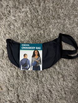 The 32 Degrees Cool Unisex Crossbody Bag