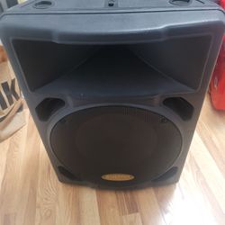 2 Monitors SPEAKERs For Sale 90.00  Each 