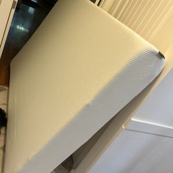 Queen Mattress Excellent Condition 