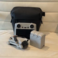 DJI Mini 3 Pro Fly More Combo (DJI RC)