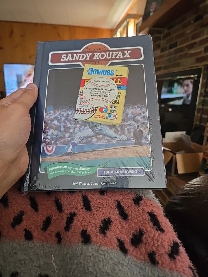 Sealed Baseball Legends Sandy Koufax Book With Pack Of Cards