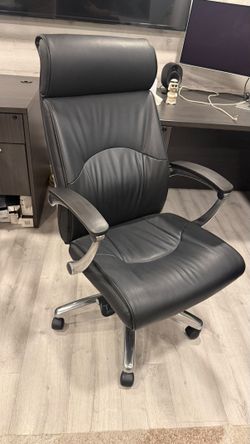 Leather Office Chair - Chrome Base, Excellent Condition