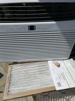 Frigidaire 28’000 Btus For Sale