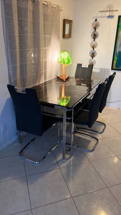 Dining room set