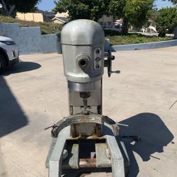 60 Quart Hobart Dough Mixer