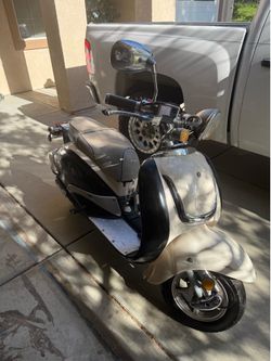 150cc scooter (looking for trade)