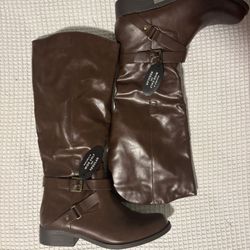 Size 8.5 New Boots