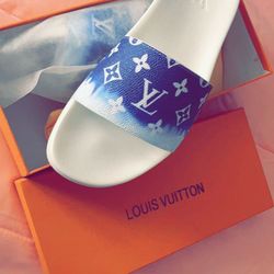 Never Worn Slides 