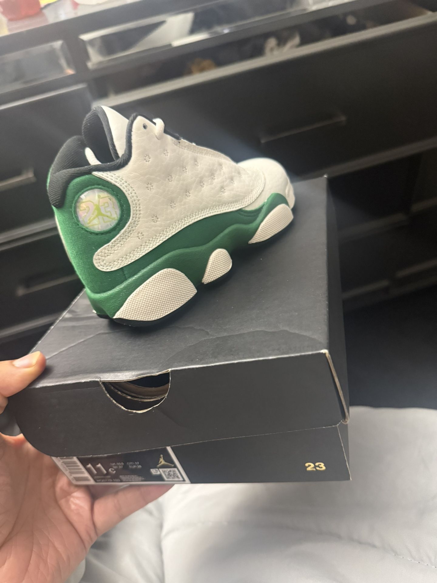 JORDANS RETRO 13