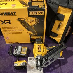 🧰🛠DEWALT 20V XR Brushless 30° Framing Nailer Kit w/5.0Ah Battery&Charger-NEW!-$460!🧰🛠