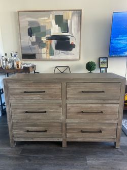 Universal Furniture Smartstuff 6-Drawer Dresser