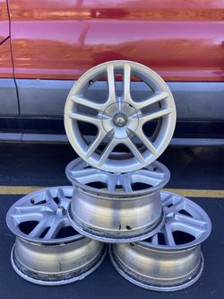 Set 4 Rims Size 15 For Toyota