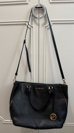 Michael Kors Crossbody Handbag