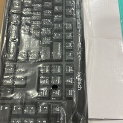 logitech mouse and keyboard set brand new 