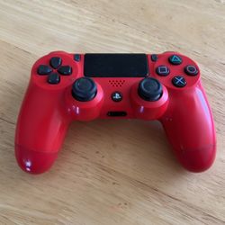 DualShock 4 Wireless Controller for PlayStation 4 - Magma Red