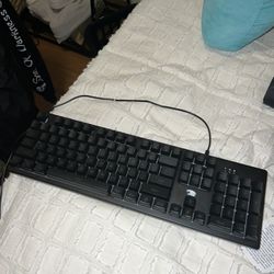 PC Keyboard IBUY POWER 