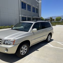 Toyota SUV 