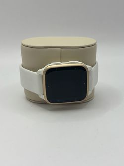 Garmin rose Gold Aluminum with White Sport Band