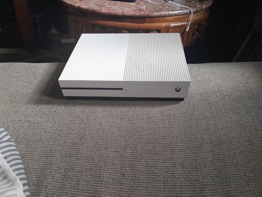X Box One S