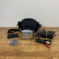 Sony Handycam DCR-HC32 MiniDv Optical 20x Camcorder Bundle W/ Case & Cords 