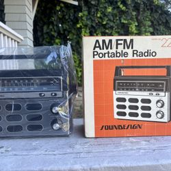 Unused Antique AM/FM Portable Radio New In Box