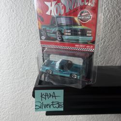Hot Wheels RLC 1990 Chevy 454 SS Truck Teal Spectraflame