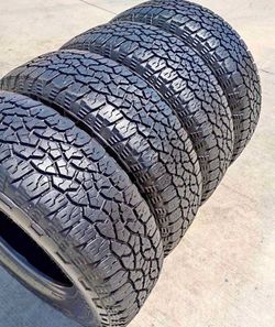 275/65/20 Goodyear Selling a set of 4 tires in excellent condition š«”