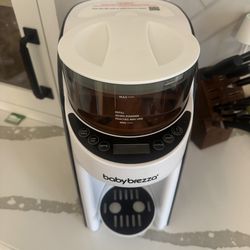 Baby breeza pro formula machine