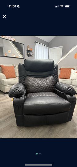 Black Leather Recliner